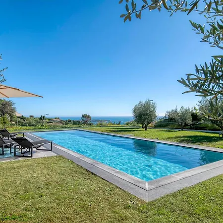 Ref 2017 - - Sea View For Rent Vila Cannes