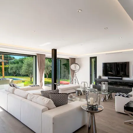 Vila Ref 2017 - - Sea View For Rent *
