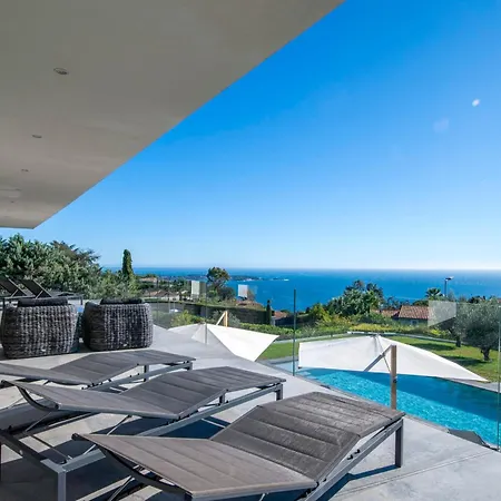 Villa Ref 2017 - - Sea View For Rent